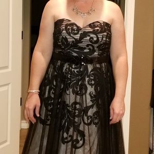 Formal Black Strapless Gown